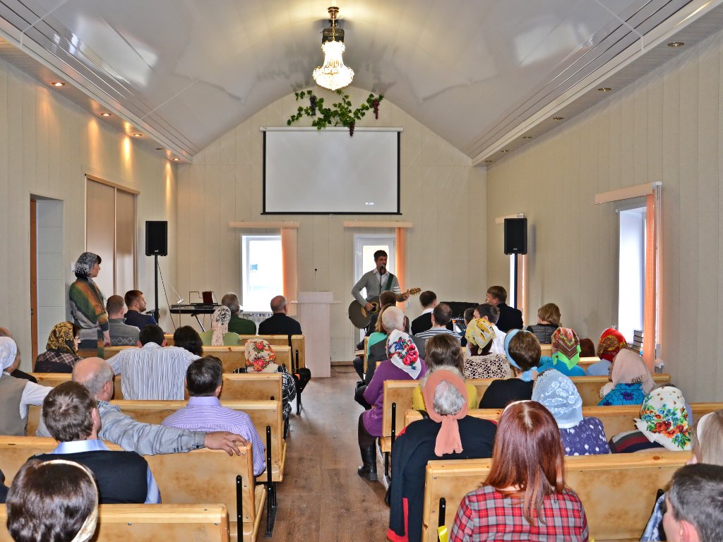 Богослужение в Михайловской церкви