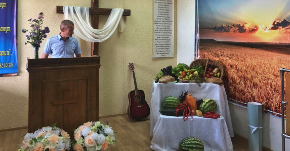 В церкви села Заплавное отметили праздник Жатвы